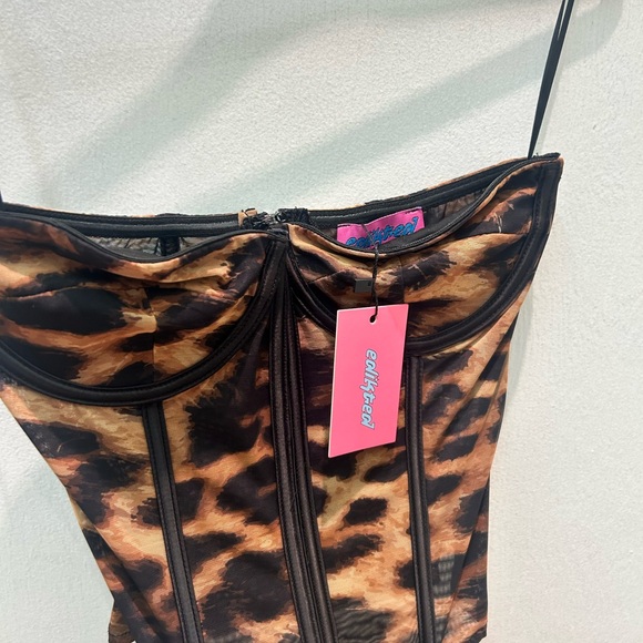 Edikted Leopard Print Corset Top - Picture 3 of 3
